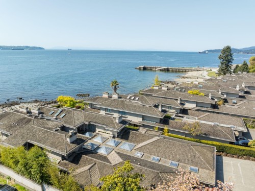 2406 Bellevue Avenue, West Vancouver, BC 