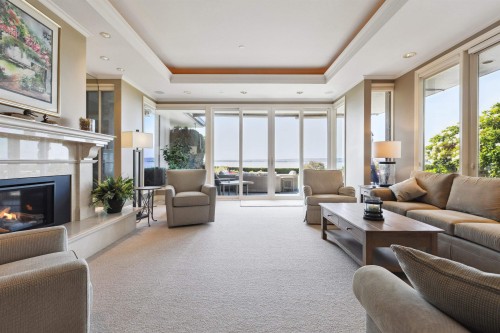 2406 Bellevue Avenue, West Vancouver, BC 