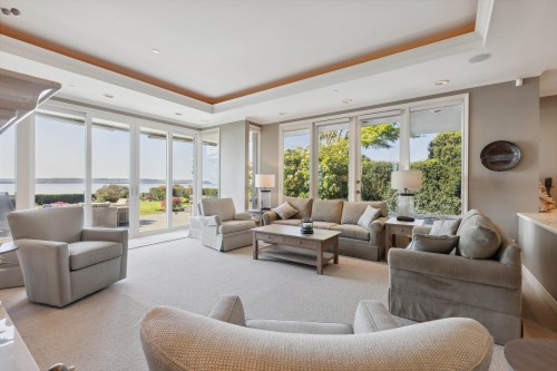 2406 Bellevue Avenue, West Vancouver, BC 