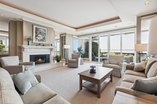 2406 Bellevue Avenue, West Vancouver, BC 