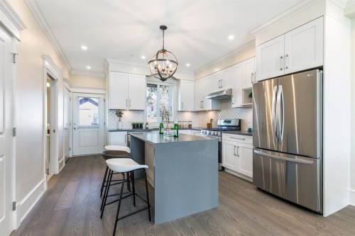 1125 Park Drive, Vancouver, BC 