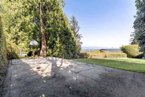 3090 Lazy A Street, Coquitlam, BC 