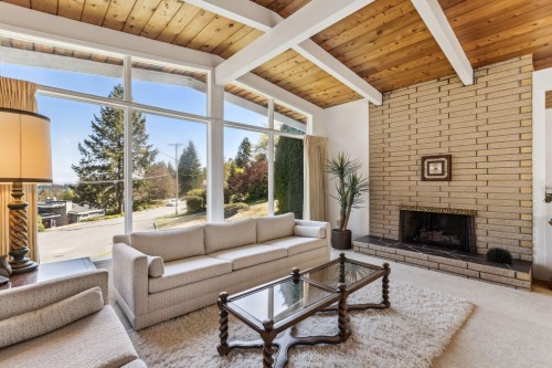 3090 Lazy A Street, Coquitlam, BC 