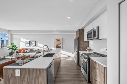 404-5535 Hastings Street, Burnaby, BC 