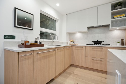 123-2050 Glenaire Drive, North Vancouver, BC 