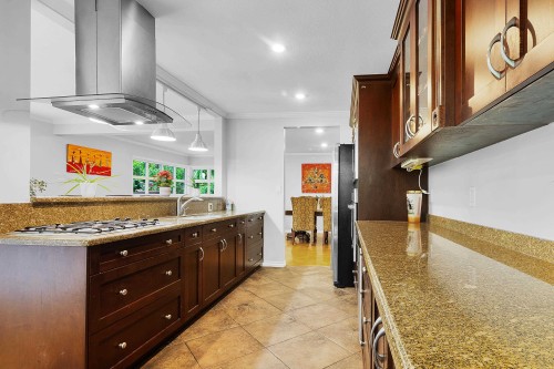 4540 Mountain Highway, North Vancouver, BC 