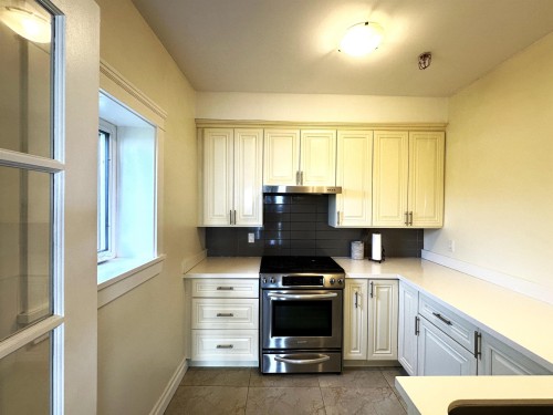 2358 Constantine Place, West Vancouver, BC 