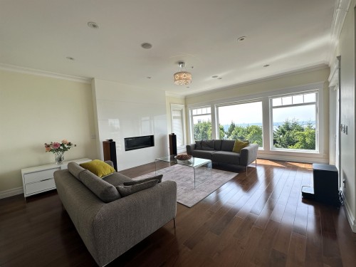 2358 Constantine Place, West Vancouver, BC 