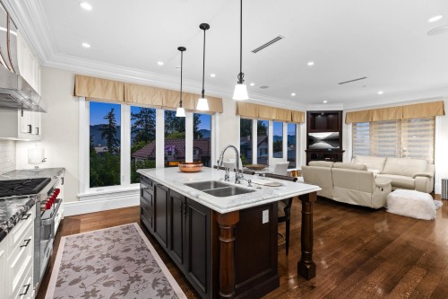 4651 Simpson Avenue, Vancouver, BC 