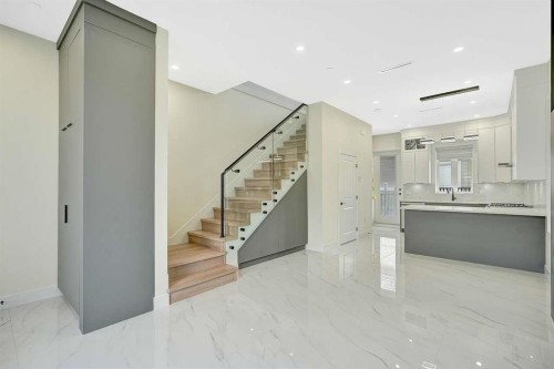 1548 41St Avenue E, Vancouver, BC 