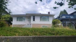 4661 Napier Street  Burnaby, BC V5C 3H6