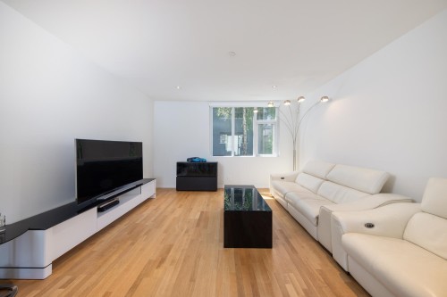 2216 Willow Street, Vancouver, BC 