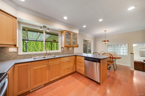 7720 Waterton Drive, Richmond, BC 