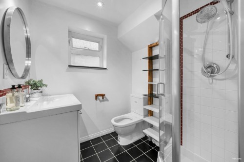 2705 Henry Street, Port Moody, BC 