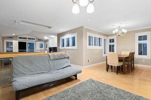 2517 Marine Drive, West Vancouver, BC 