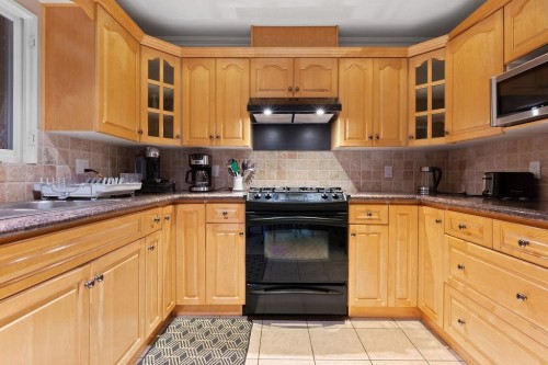 2517 Marine Drive, West Vancouver, BC 