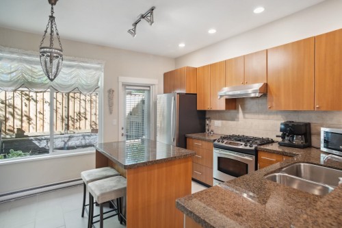 7411 Columbia Street, Vancouver, BC 