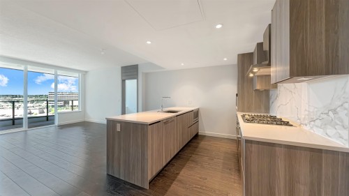 893-8671 Hazelbridge Way, Richmond, BC 