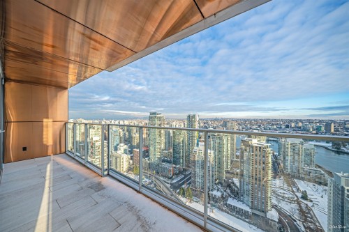 4701-1480 Howe Street, Vancouver, BC 