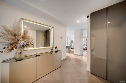 4701-1480 Howe Street, Vancouver, BC 