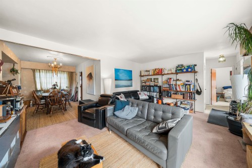 4561 Manor Street, Vancouver, BC 