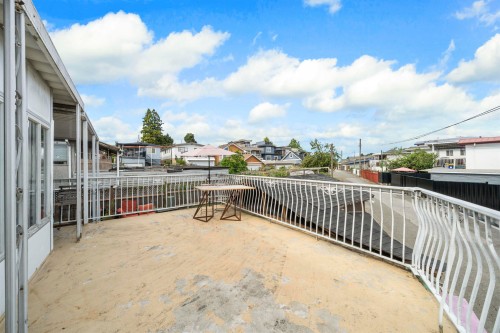 4561 Manor Street, Vancouver, BC 