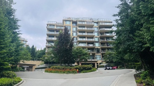 301-1415 Parkway Boulevard  Coquitlam, BC V3E 0C7