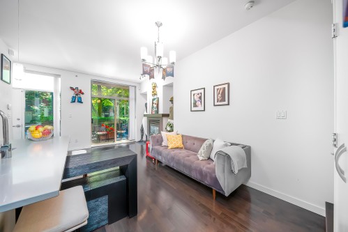 983 Richards Street, Vancouver, BC 