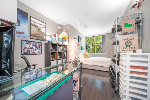 983 Richards Street, Vancouver, BC 