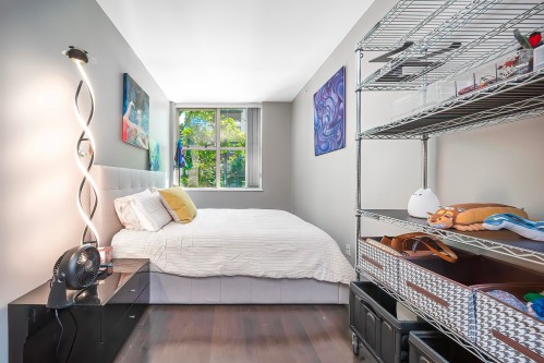 983 Richards Street, Vancouver, BC 