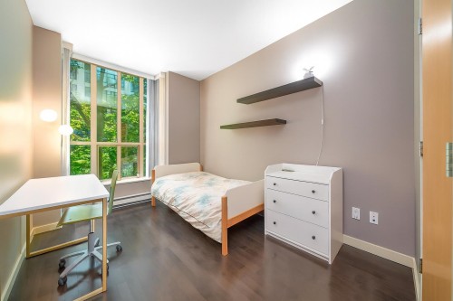 983 Richards Street, Vancouver, BC 