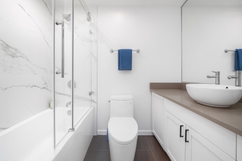 983 Richards Street, Vancouver, BC 