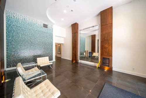 983 Richards Street, Vancouver, BC 