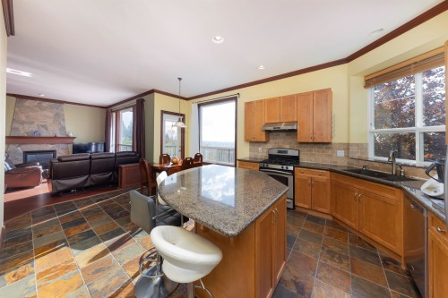 23 Fernway Drive, Port Moody, BC 