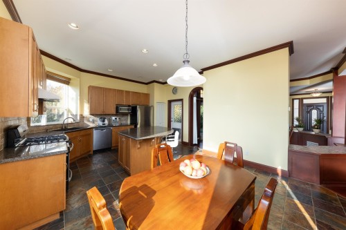 23 Fernway Drive, Port Moody, BC 