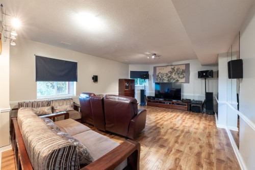 23 Fernway Drive, Port Moody, BC 