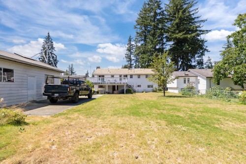 945 Lillian Street, Coquitlam, BC 