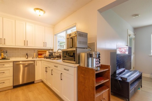 2115 Berkshire Crescent, Coquitlam, BC 