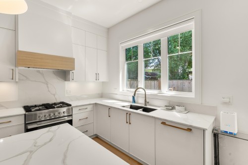 11486 Railway Avenue, Richmond, BC 