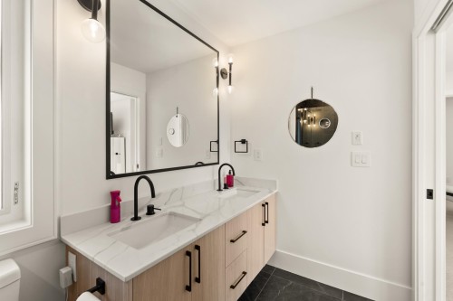 11486 Railway Avenue, Richmond, BC 