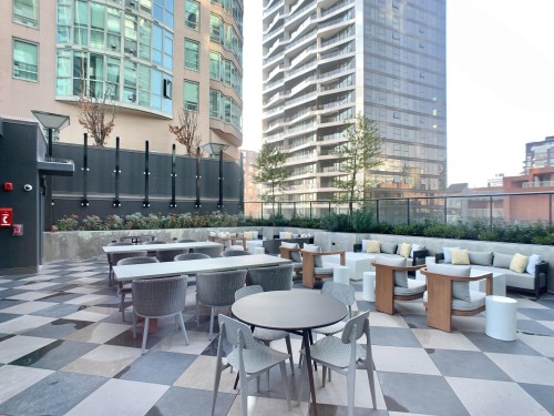 2504-1335 Howe Street, Vancouver, BC 