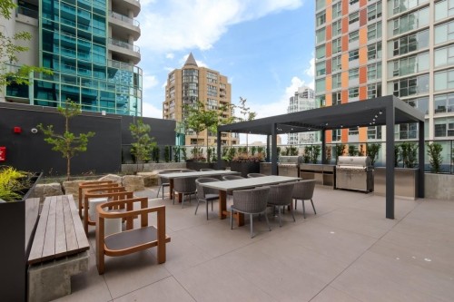 2504-1335 Howe Street, Vancouver, BC 