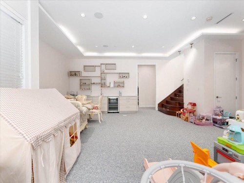 3011 27Th Avenue W, Vancouver, BC 