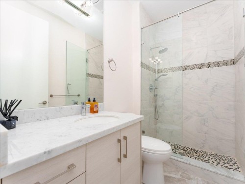 3011 27Th Avenue W, Vancouver, BC 