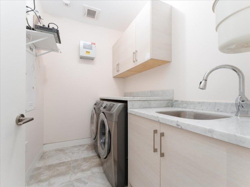 3011 27Th Avenue W, Vancouver, BC 