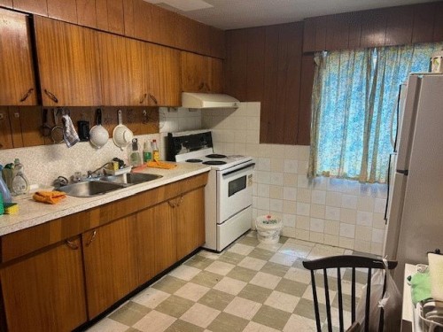 1320 11Th Avenue E, Vancouver, BC 