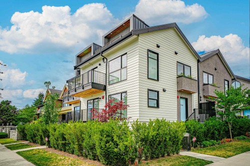 7359 Oak Street, Vancouver, BC 