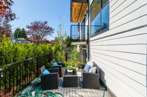 7359 Oak Street, Vancouver, BC 