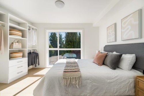 7359 Oak Street, Vancouver, BC 