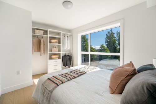 7359 Oak Street, Vancouver, BC 